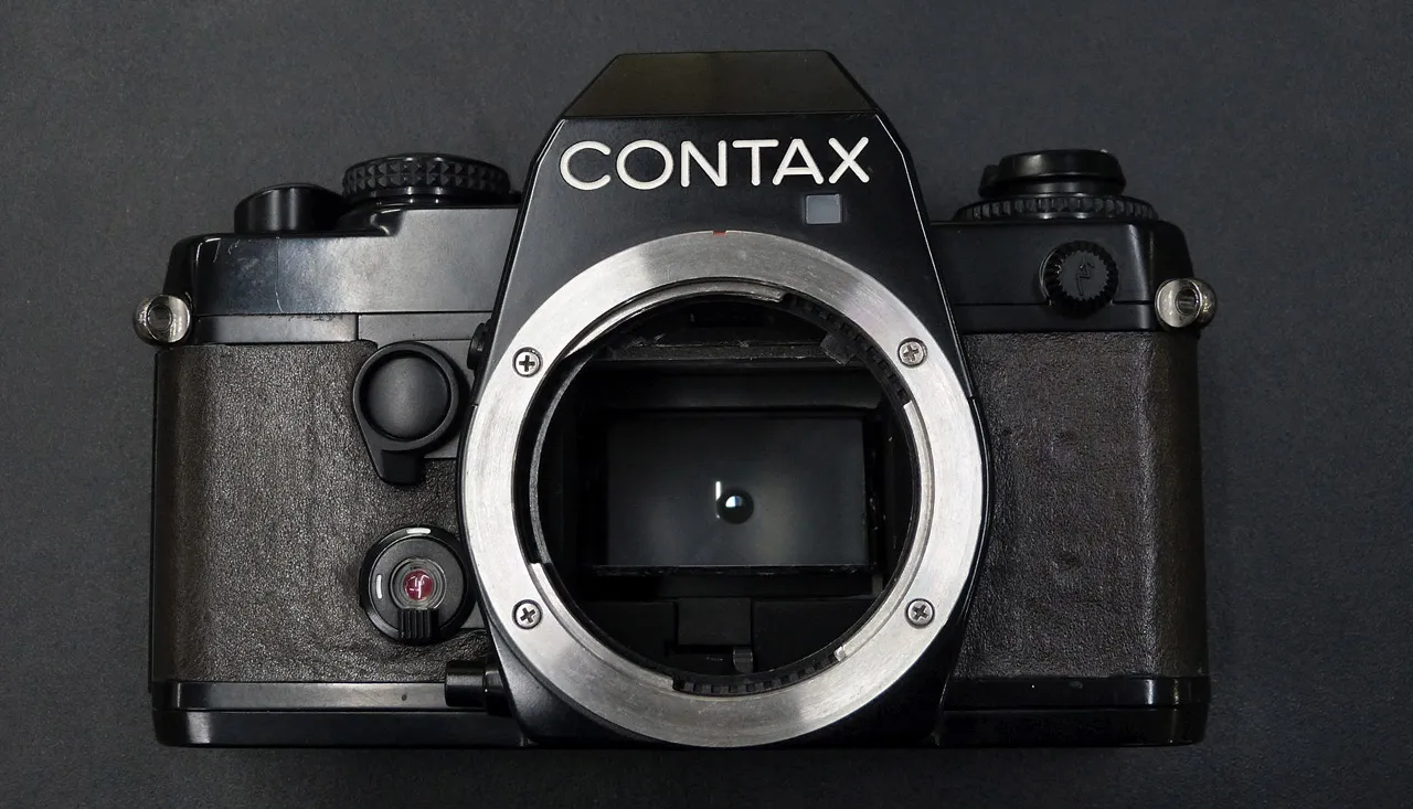 contax reflex body