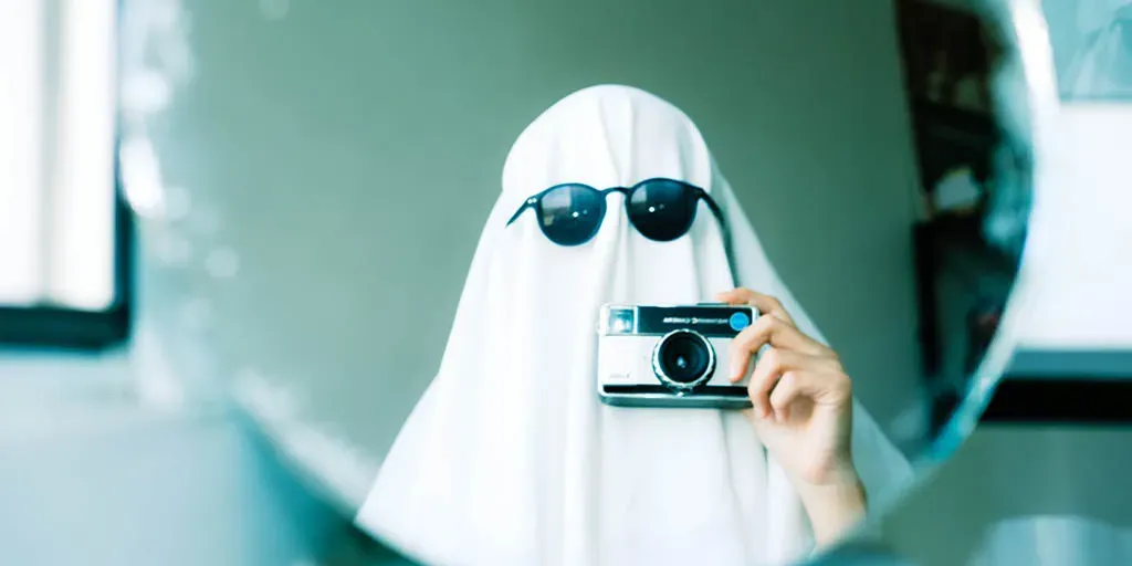 Creative film selfie