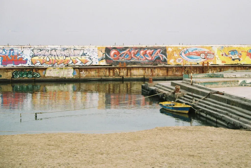 Canon EOS Rebel S Photo