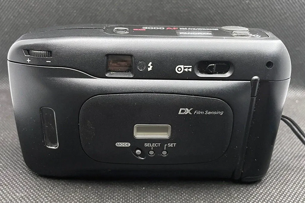 Polaroid 3000 AF rear view of data back