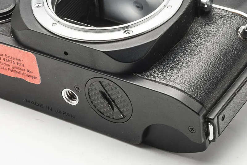 Konica Autoreflex TC Bottom cell