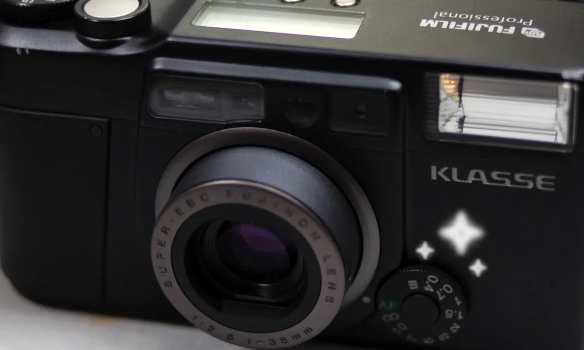 Fujifilm Klasse: A True "Manual" Point and Shoot Camera?