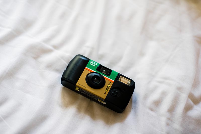 The Awsome FujiFilm QuickSnap 400 Disposable Camera