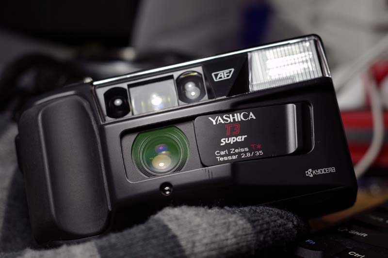 Yashica T3 Review, The Old School Point And Shoot