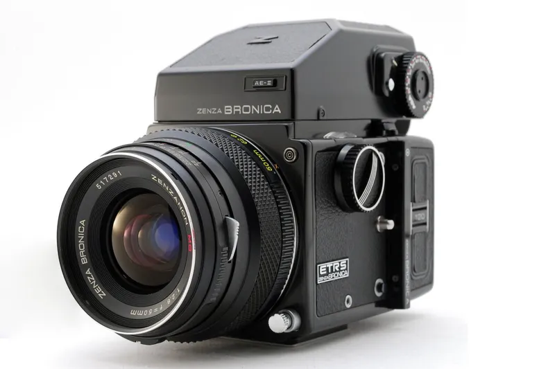 Bronica ETRS medium film camera