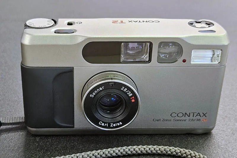 Contax T2 Silver version