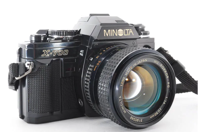 Minolta X-700 Review: The camera for professionals and beginners