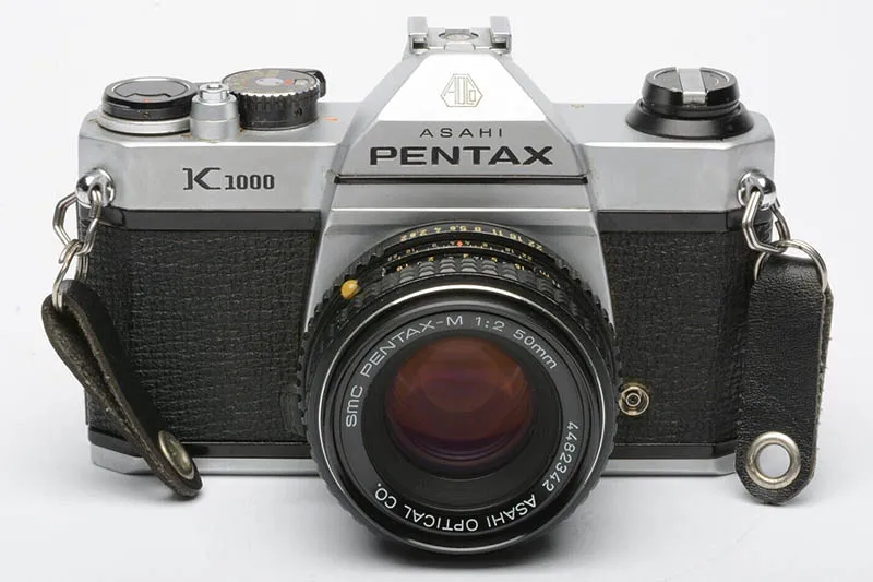 Pentax K100 front