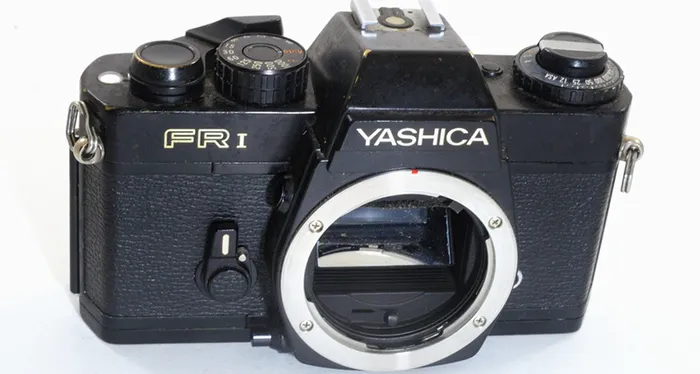 Yashica FR-I front
