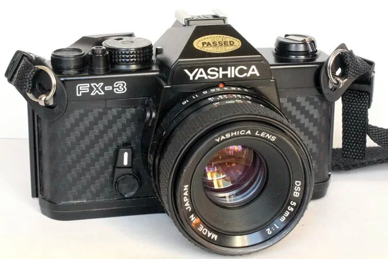Yashica FX-3 front