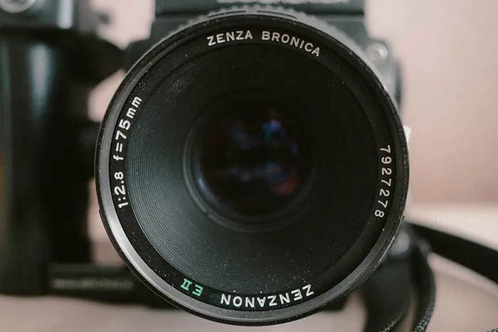 Bronica ETRS Review and Guide | Dusty Grain